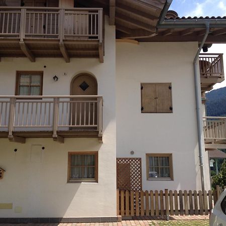 Appartamento Bosco Dei Veli Panchia Exteriör bild